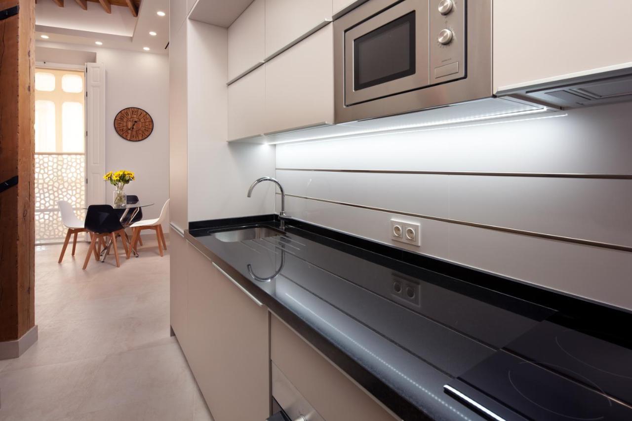 Inmalaga Santos Suites 1 מראה חיצוני תמונה