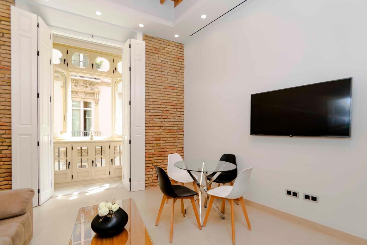 Inmalaga Santos Suites 1 מראה חיצוני תמונה